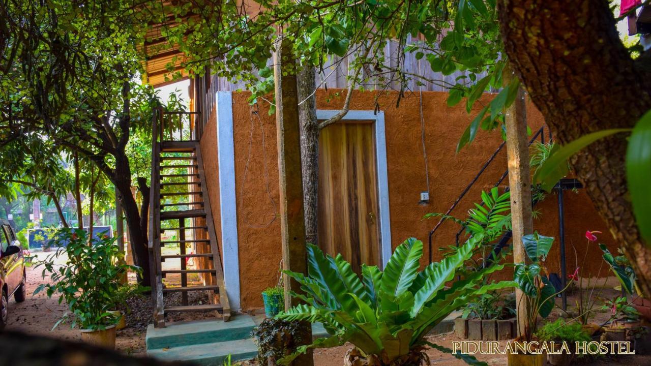 Pidurangala Hostel Sigiriya Eksteriør billede